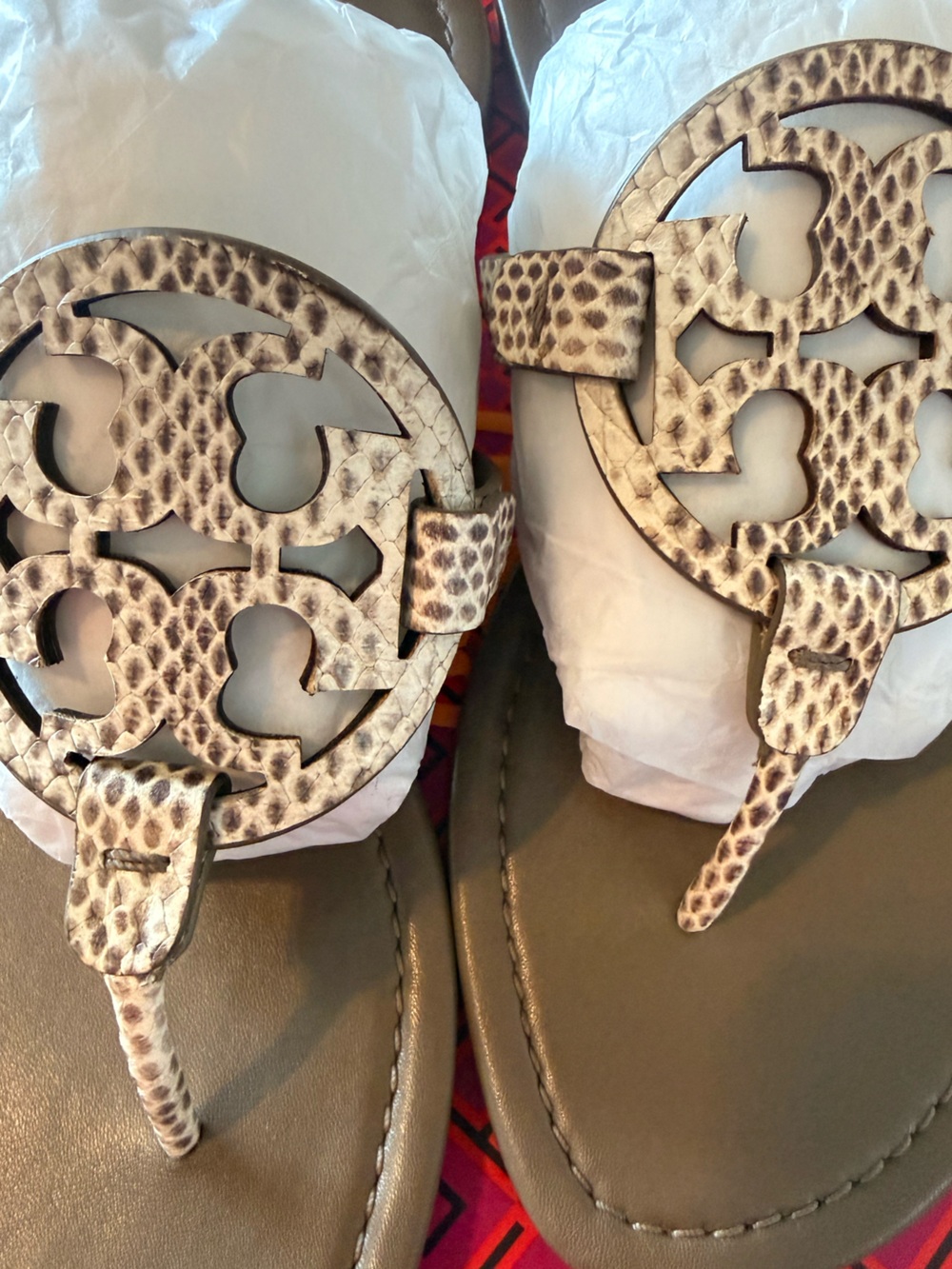 Tory Burch Miller Stamped Snake Leather in Smoke Roccia and Wild Mushroom - 9.5 - Picture 4 of 8